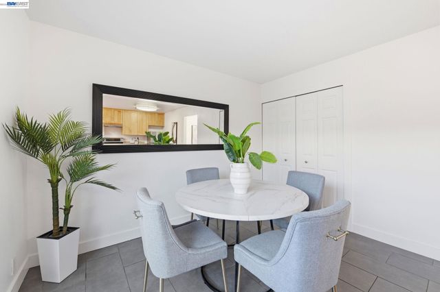 4336 Planet Cir, Union City, CA 94587