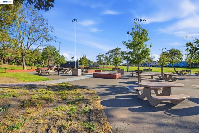 4336 Planet Cir, Union City, CA 94587