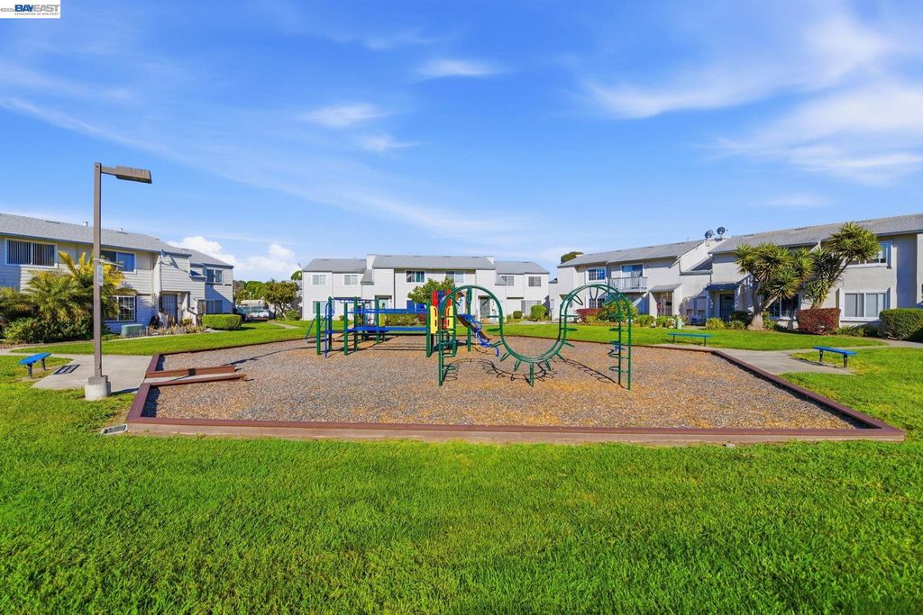 4336 Planet Cir, Union City, CA 94587