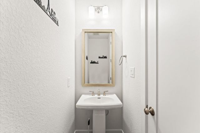 21 Cassena Grove Drive, Tomball, TX 77375