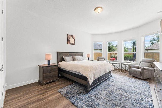 21 Cassena Grove Drive, Tomball, TX 77375