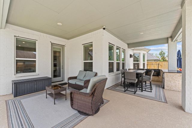 21 Cassena Grove Drive, Tomball, TX 77375