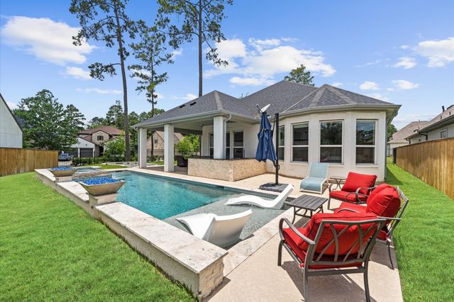 21 Cassena Grove Drive, Tomball, TX 77375