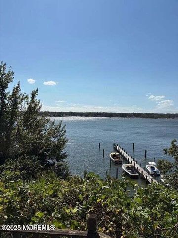 130 Camp Meeting Avenue, Island Heights, NJ 08732