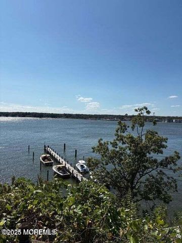 130 Camp Meeting Avenue, Island Heights, NJ 08732