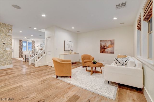 10410 Ashlar Point Way, Las Vegas, NV 89135