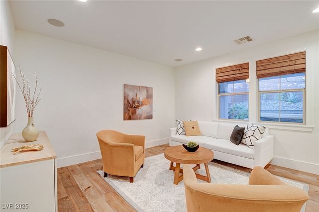 10410 Ashlar Point Way, Las Vegas, NV 89135