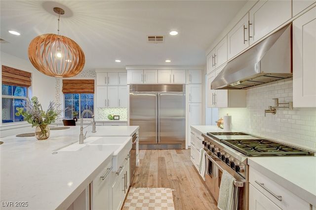 10410 Ashlar Point Way, Las Vegas, NV 89135