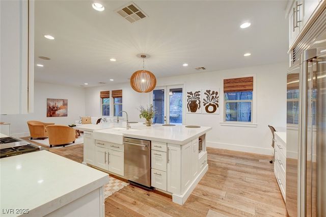 10410 Ashlar Point Way, Las Vegas, NV 89135