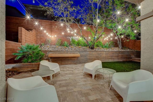 10410 Ashlar Point Way, Las Vegas, NV 89135