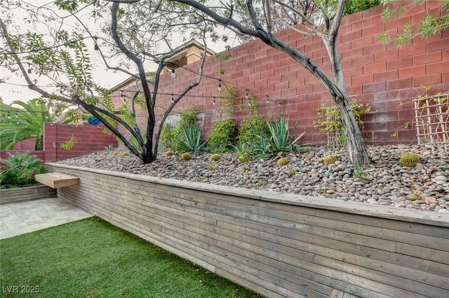 10410 Ashlar Point Way, Las Vegas, NV 89135