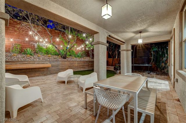 10410 Ashlar Point Way, Las Vegas, NV 89135