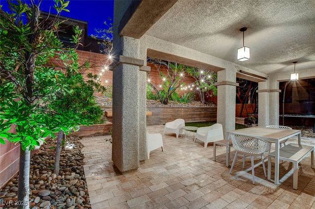 10410 Ashlar Point Way, Las Vegas, NV 89135