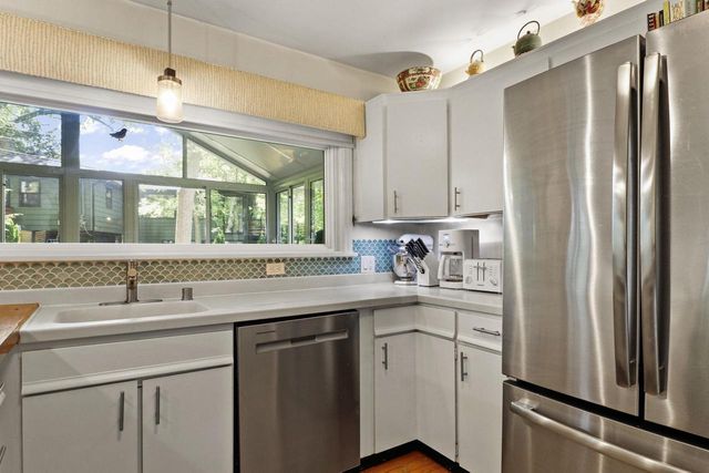 4016 Hiawatha Drive, Madison, WI 53711