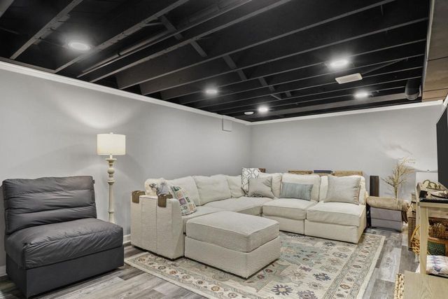 4016 Hiawatha Drive, Madison, WI 53711