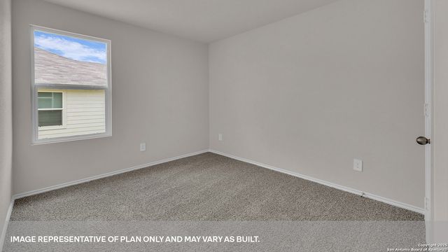 242 SURREY OAKS, Maxwell, TX 78656