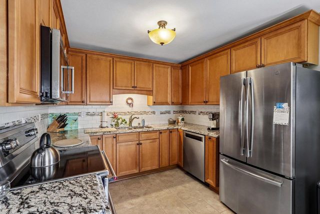 5619 S Illinois AVENUE, Cudahy, WI 53110