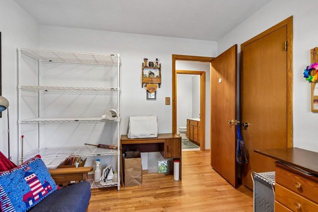 5619 S Illinois AVENUE, Cudahy, WI 53110