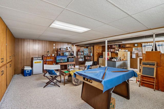 5619 S Illinois AVENUE, Cudahy, WI 53110