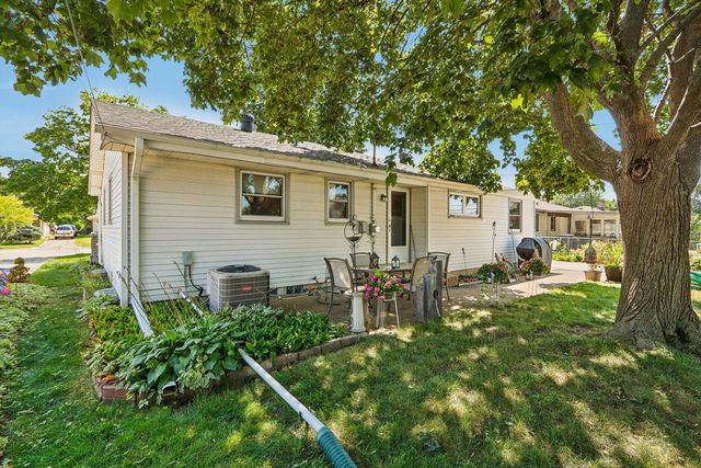 5619 S Illinois AVENUE, Cudahy, WI 53110
