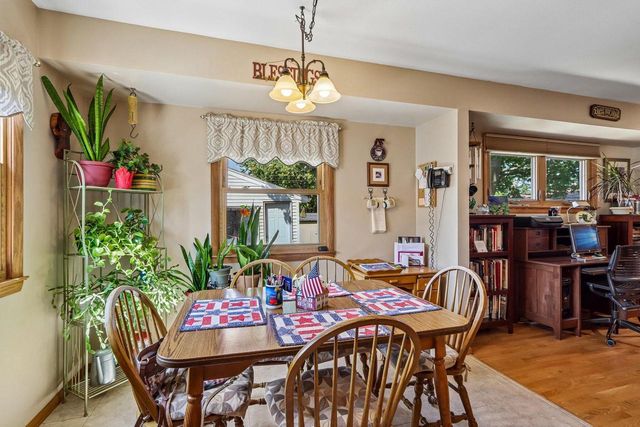 5619 S Illinois AVENUE, Cudahy, WI 53110