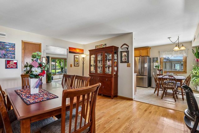 5619 S Illinois AVENUE, Cudahy, WI 53110