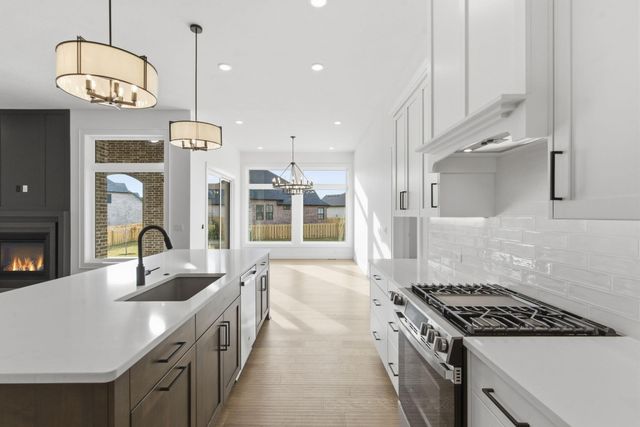 2067 N Silver Charm Avenue, Springfield, MO 65802