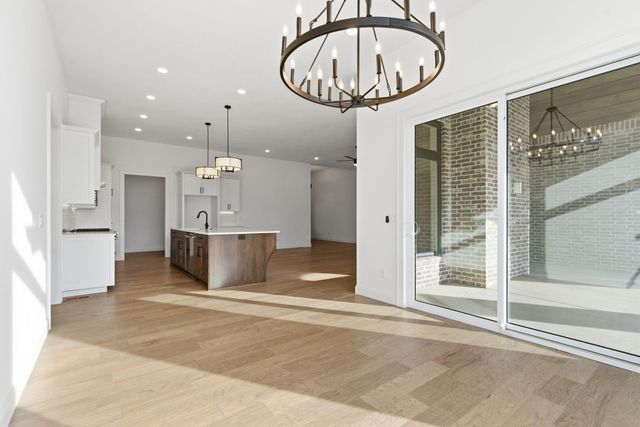 2067 N Silver Charm Avenue, Springfield, MO 65802