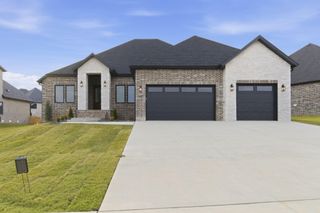 2067 N Silver Charm Avenue, Springfield, MO 65802