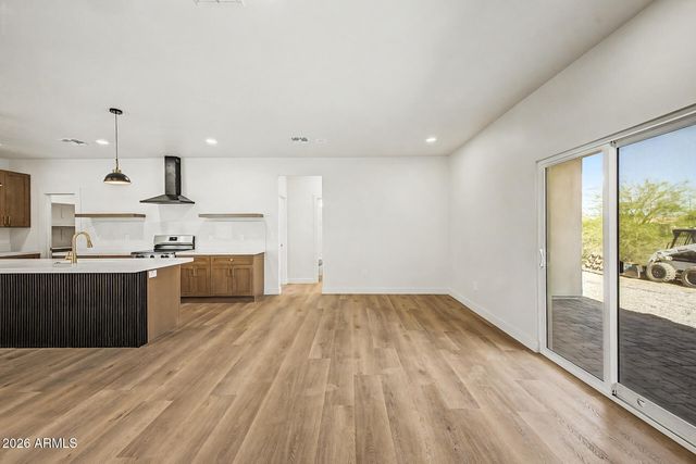 8769 W REVENTON Drive, Arizona City, AZ 85123