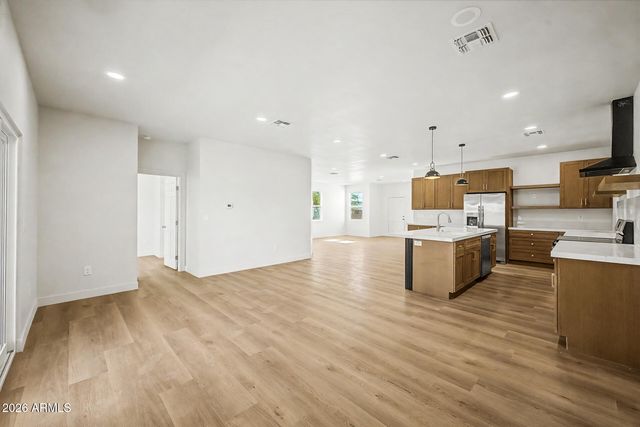 8769 W REVENTON Drive, Arizona City, AZ 85123