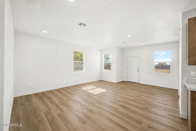 8769 W REVENTON Drive, Arizona City, AZ 85123