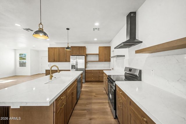 8769 W REVENTON Drive, Arizona City, AZ 85123