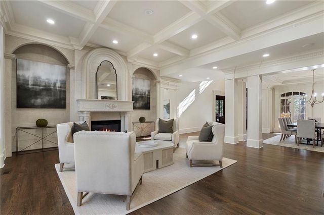 989 Middle Fork Trail, Suwanee, GA 30024