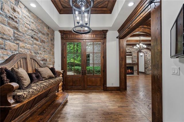 989 Middle Fork Trail, Suwanee, GA 30024