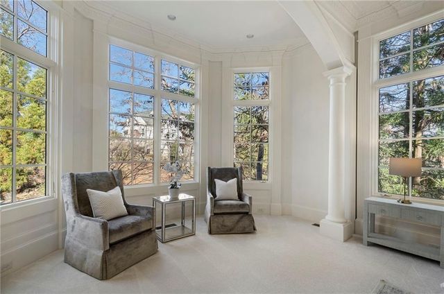 989 Middle Fork Trail, Suwanee, GA 30024