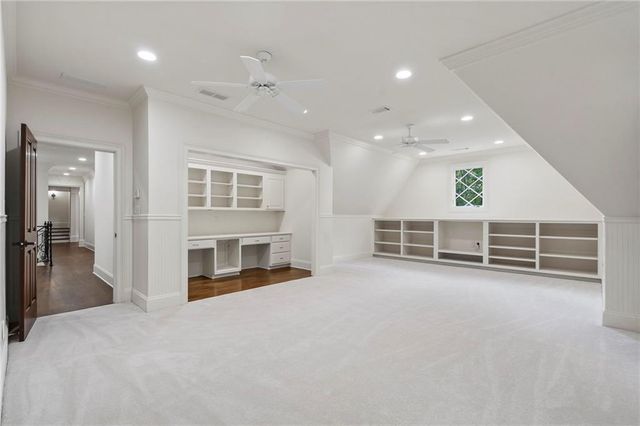 989 Middle Fork Trail, Suwanee, GA 30024