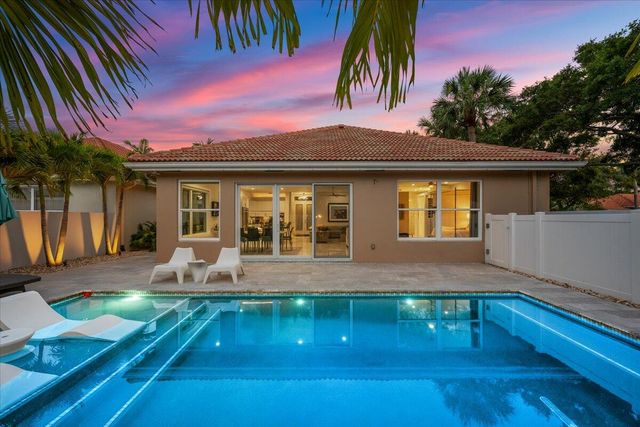 169 Hampton Circle, Jupiter, FL 33458