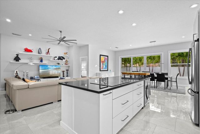 169 Hampton Circle, Jupiter, FL 33458