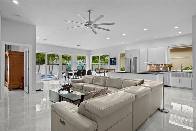 169 Hampton Circle, Jupiter, FL 33458