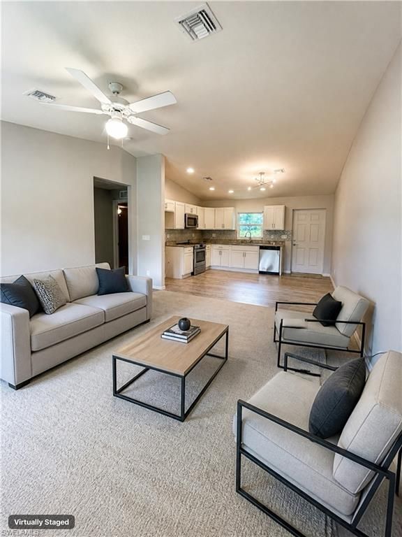 5013 SE Tradewinds CIR, LABELLE, FL 33935 — photo 2