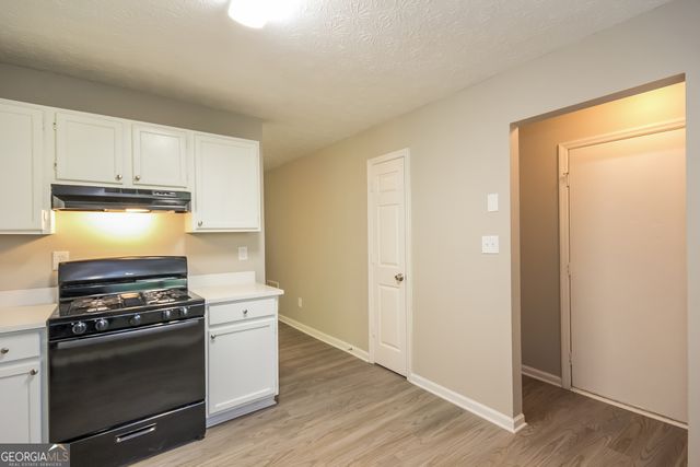 733 Emerald Forest Circle, Lawrenceville, GA 30044