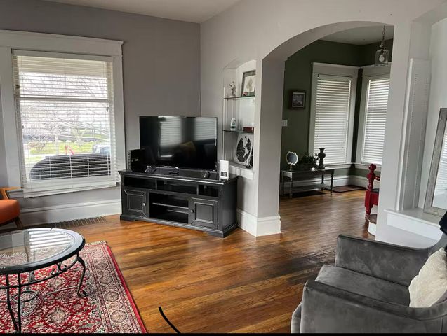 614 Sheldon Avenue SE, Grand Rapids, MI 49503