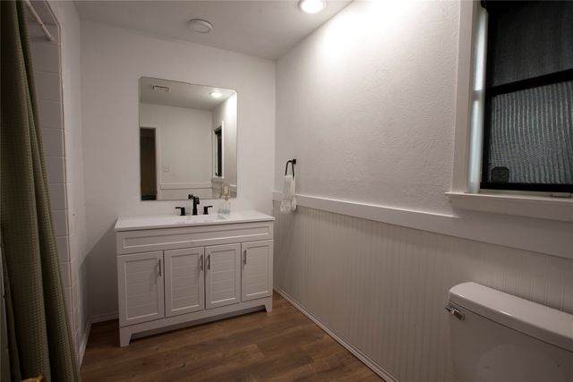 3905 Sundown Drive, Benbrook, TX 76116
