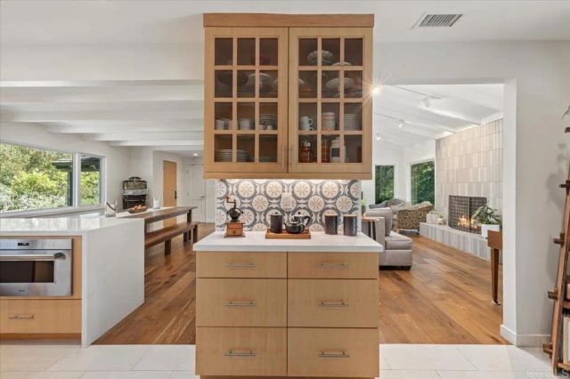 5125 El Secreto, Rancho Santa Fe, CA 92067