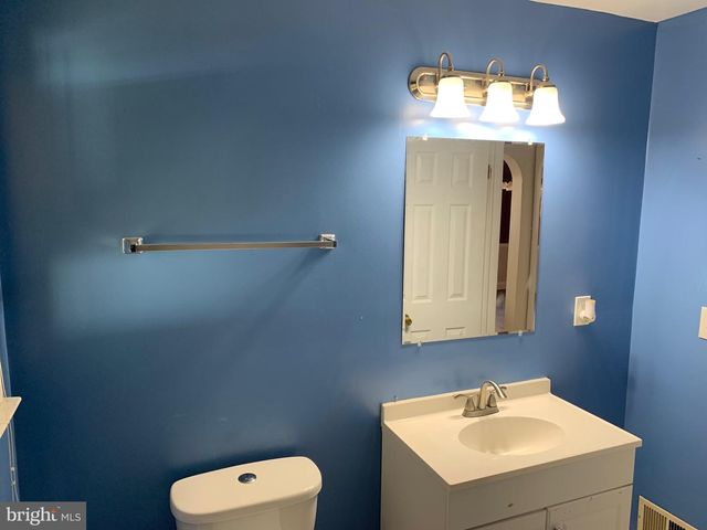 821 LYNVUE RD, Linthicum Heights, MD 21090