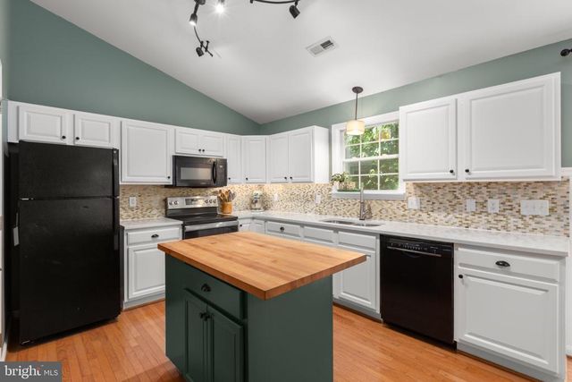 27592 OLD OFFICE RD, Culpeper, VA 22701
