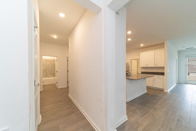 2898 ARMSTRONG AVENUE, Clermont, FL 34714