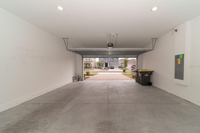 2898 ARMSTRONG AVENUE, Clermont, FL 34714