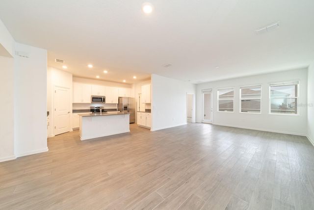 2898 ARMSTRONG AVENUE, Clermont, FL 34714